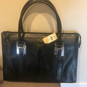 NWT - Wilson leather zip leather tote briefcase